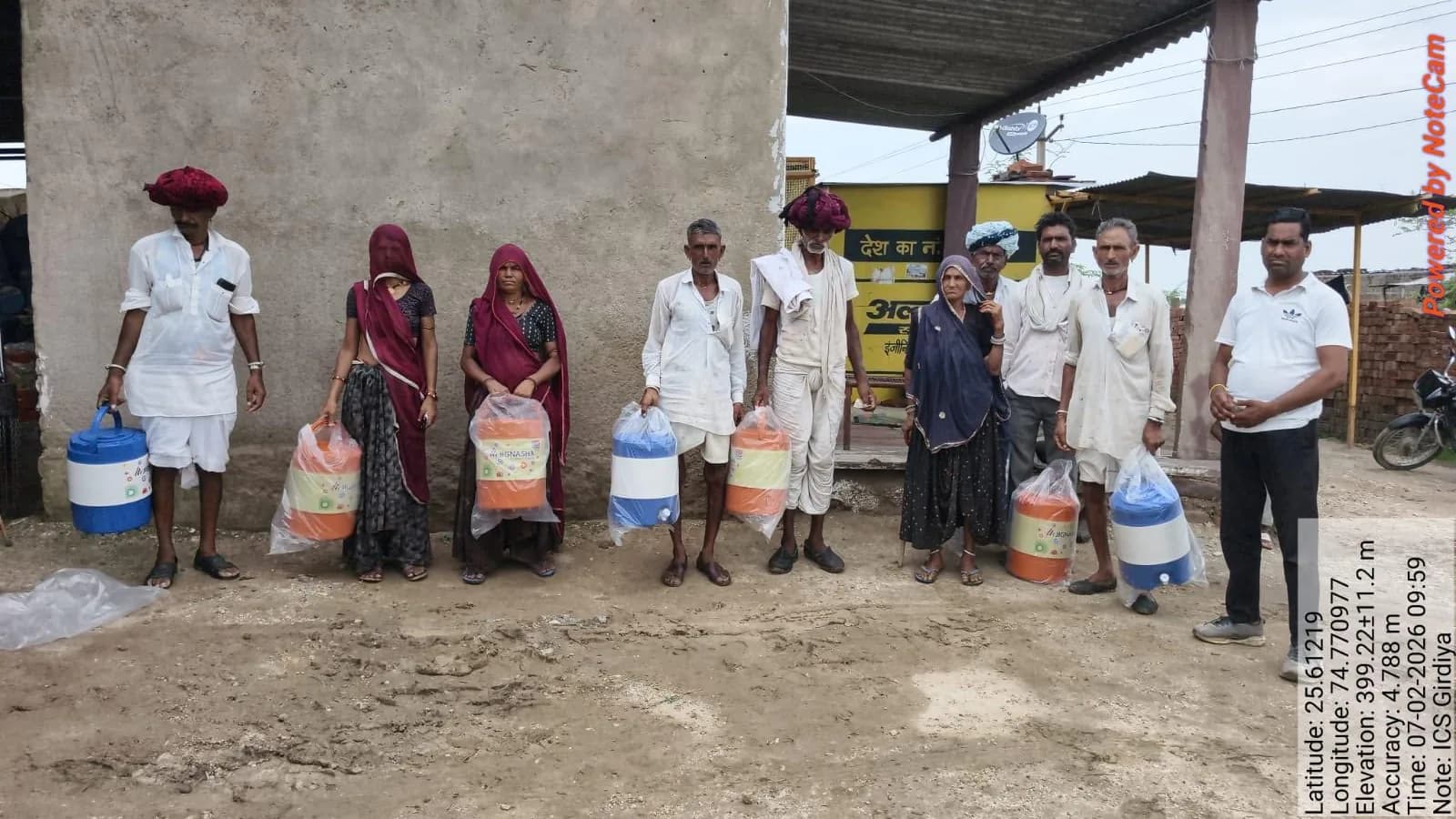 Farmers receiving organic farming inputs