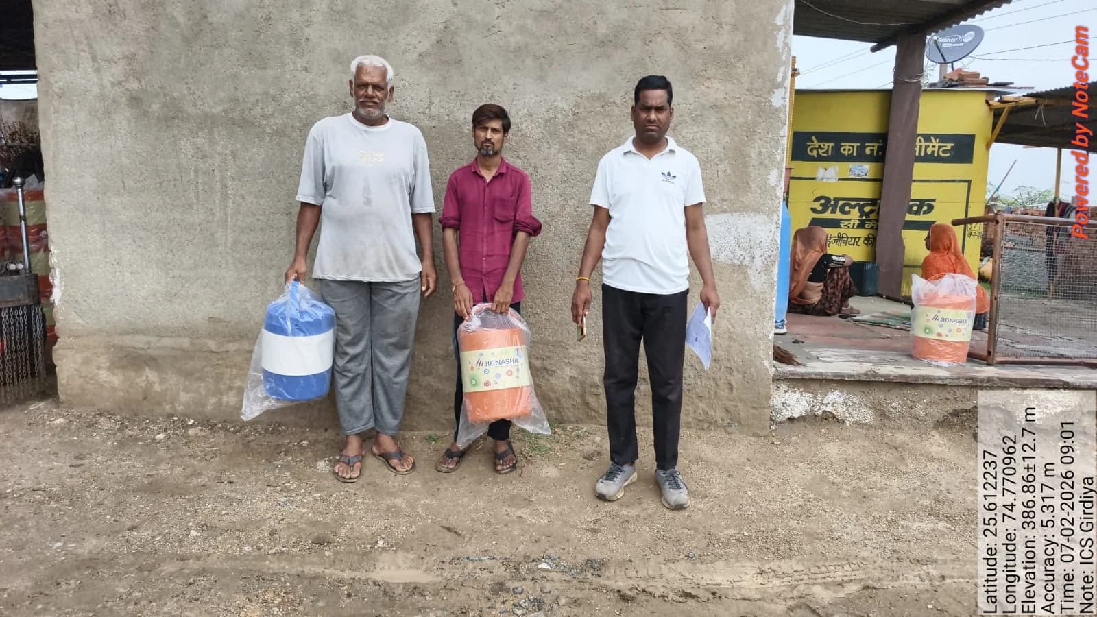 Farmers receiving organic farming inputs